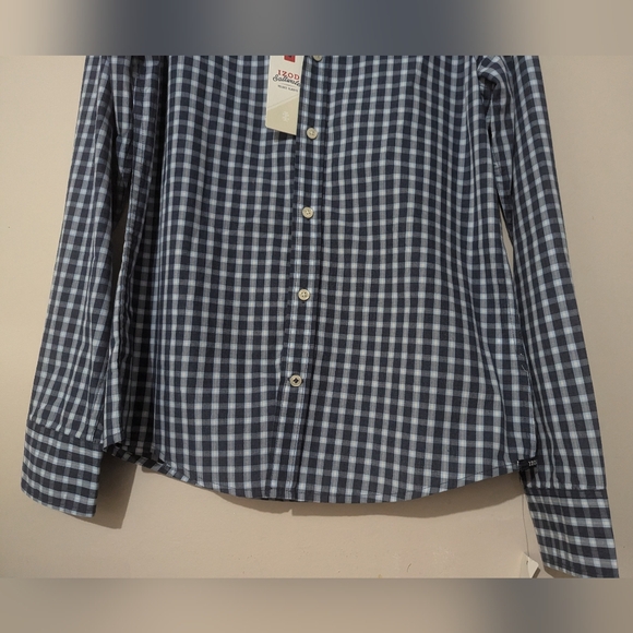 IZOD Saltwater Mens Gingham Relaxed Classic Fit Button Down Shirt Blue S/P - Picture 3 of 11